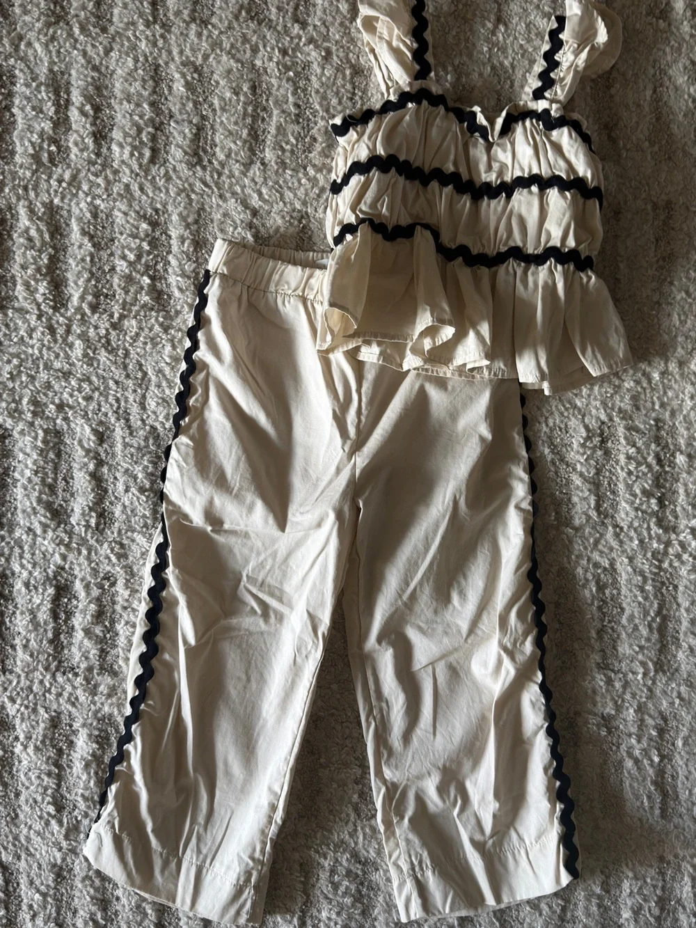 NWOT Girl’s Two Piece Matching Set